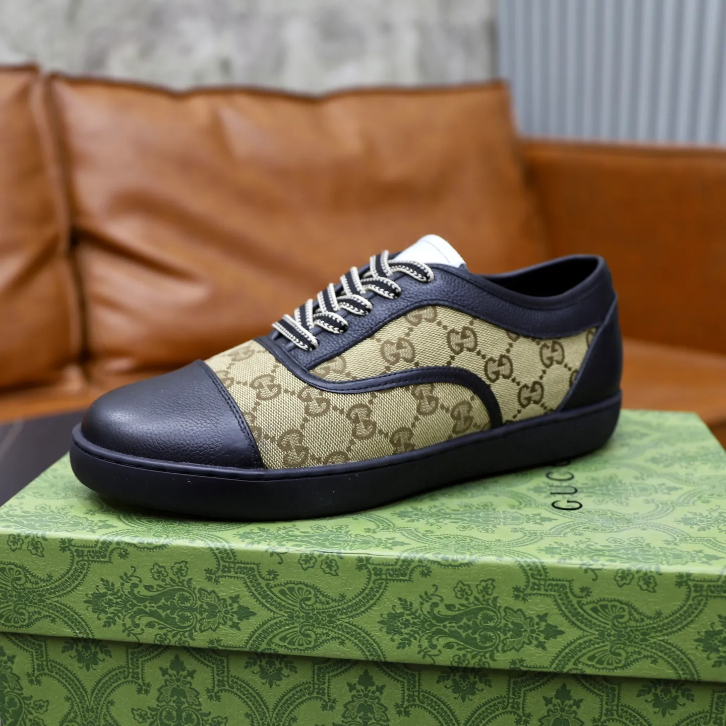 Men's shoes: 400💰🙅‍♂️🙅‍♂️🙅‍♂️ Brand: GUCCI Standard code: 38-44 Grade: Same as the official website Material: Original leather splicing Comfortable sheepskin lining Lightweight wear-resistant outsole Style category: Men's fashionable casual shoes Running sneakers Distinguished luxury brand elements Top luxury Color: Actual picture color